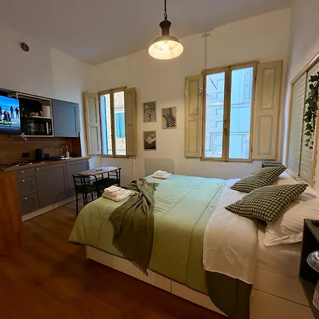 Apartment Romantic 1 Min From Piazza Del Campo Siena