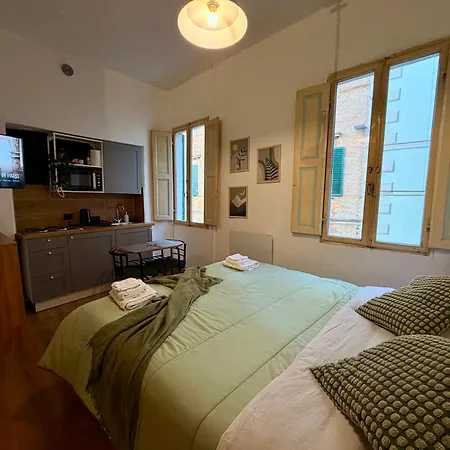 Apartman Romantic 1 Min From Piazza Del Campo *